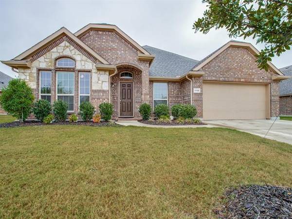 1108 Daventry Drive, Glenn Heights, TX 75154