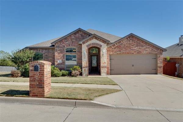 1501 Franseri Drive, White Settlement, TX 76108