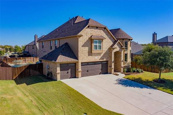 404 Meandering Creek Drive, Argyle, TX 76226