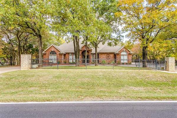 6314 Westover Drive, Granbury, TX 76049