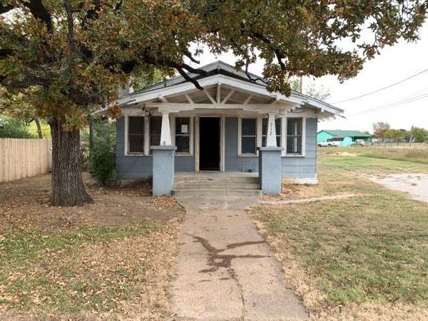 712 6th Street, Ranger, TX 76470