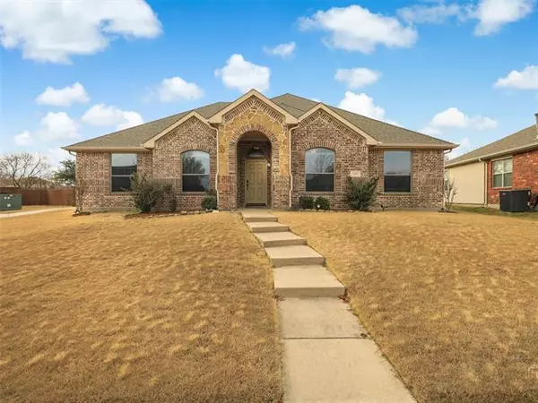 101 Wooded Creek Avenue, Wylie, TX 75098