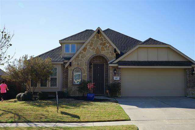 807 Star Grass Drive, Mansfield, TX 76063