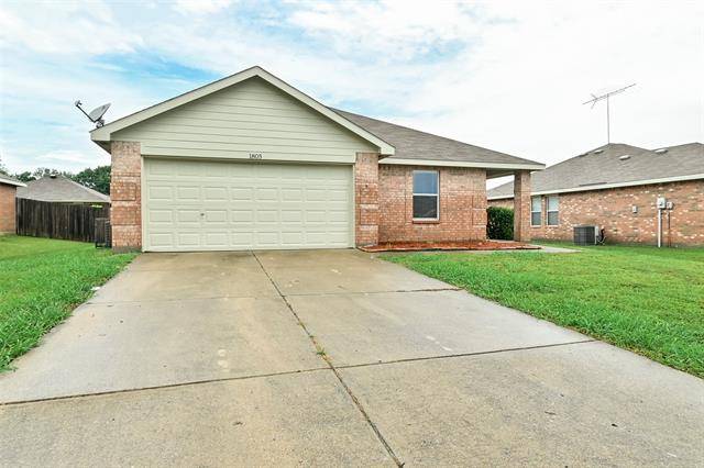 1805 Willowbrook Drive, Terrell, TX 75160