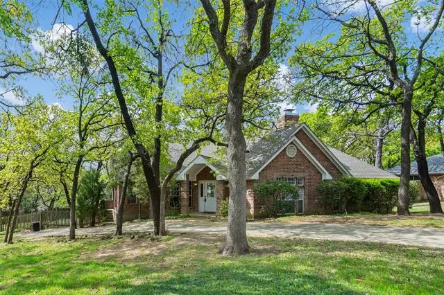 Denton, TX 76205,10 Highview Court