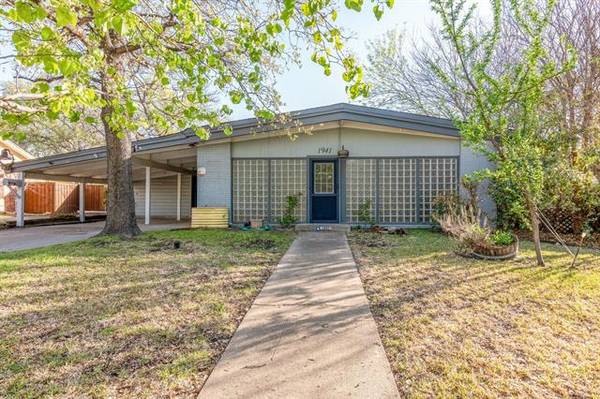 1941 Standish Drive, Irving, TX 75061