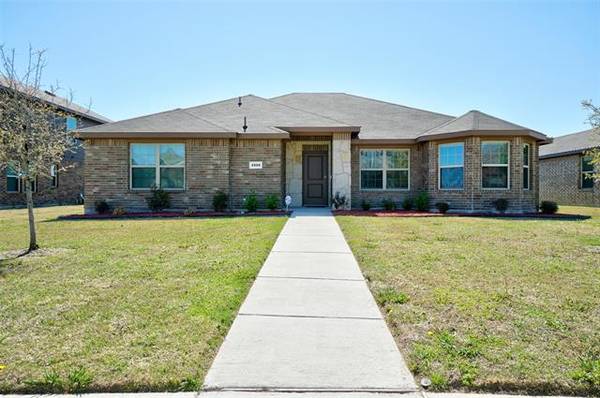 1522 Illinois Avenue, Lancaster, TX 75134