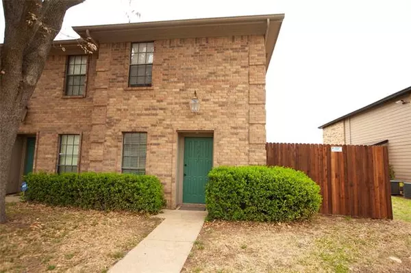 7431 Kingswood Circle, Fort Worth, TX 76133