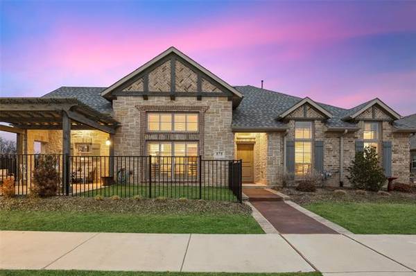 878 Hatton Sumner Place, Arlington, TX 76005