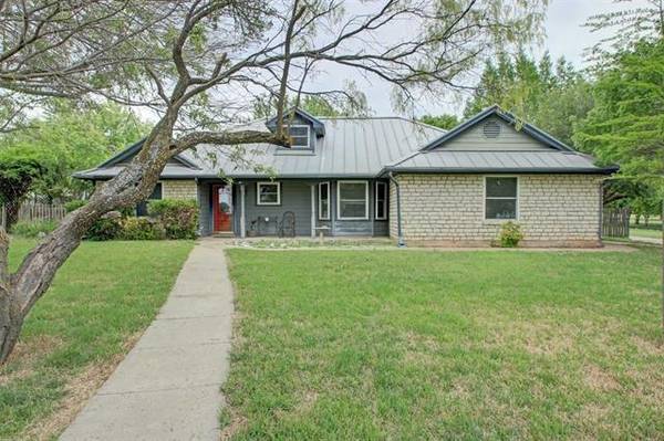 4457 County Road 1219, Cleburne, TX 76033