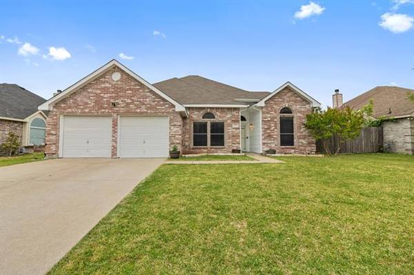 502 Willow Lane, Forney, TX 75126