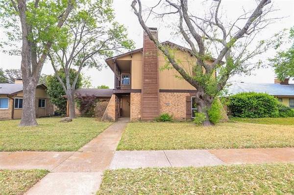 718 Villa Ridge Drive, Garland, TX 75043