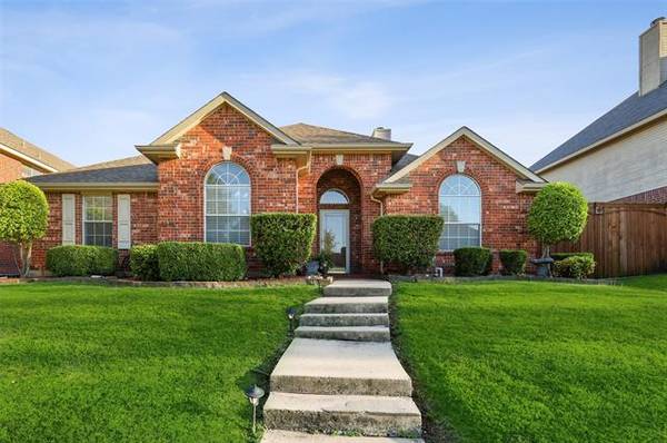 11185 Pagewynne Drive, Frisco, TX 75035