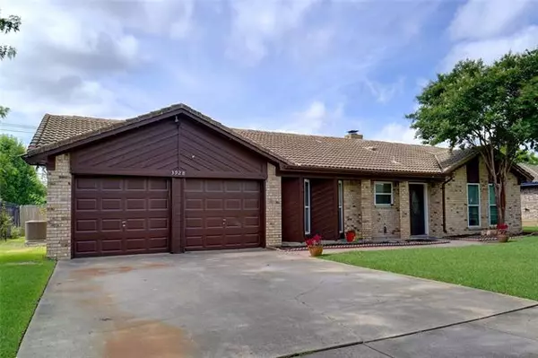 Fort Worth, TX 76137,3928 Longleaf Lane