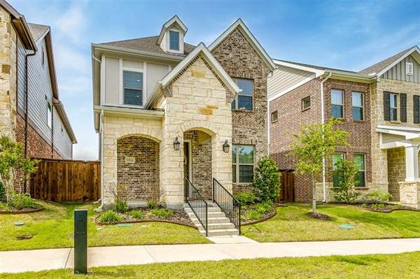 1816 Roundtree Circle W, Aledo, TX 76008