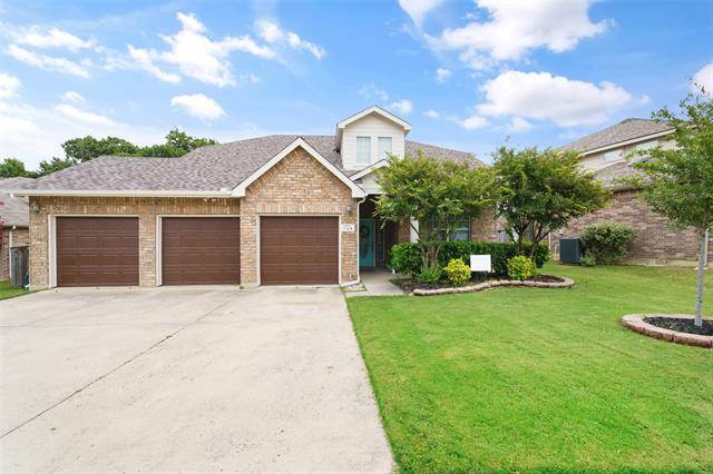 1124 Golden Eagle Court, Aubrey, TX 76227