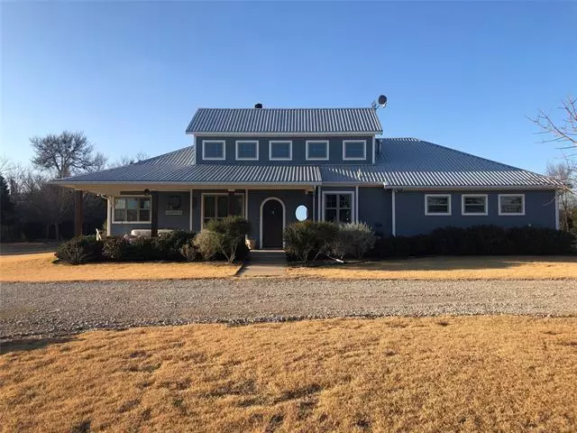 796 Edwards Road, Van Alstyne, TX 75495