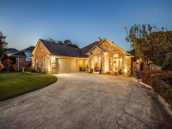 Arlington, TX 76001,7129 Forest Mist Drive