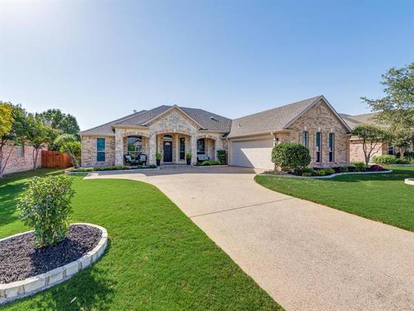 350 Cedar Crest Drive, Justin, TX 76247