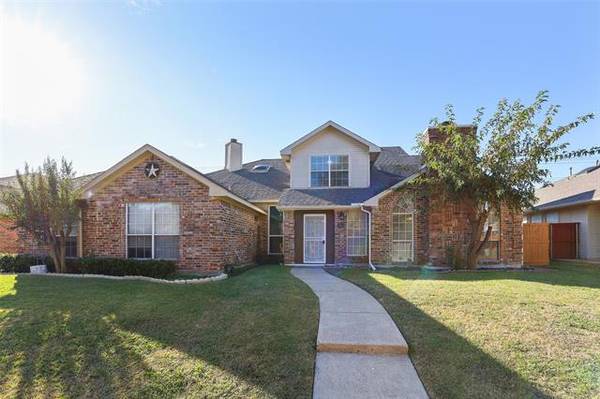 1915 Hearthside Lane, Garland, TX 75044