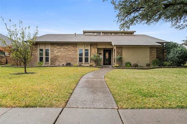 633 Stillmeadow Drive, Richardson, TX 75081