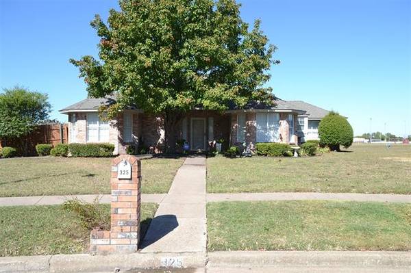 325 Sondra Way, Red Oak, TX 75154