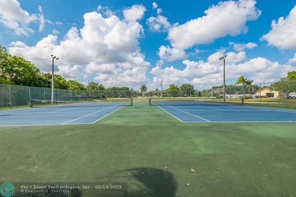 Plantation, FL 33325,701 Vista Isles Dr  #1623