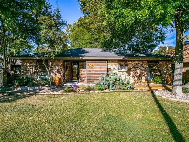 929 N Dove Road, Grapevine, TX 76051