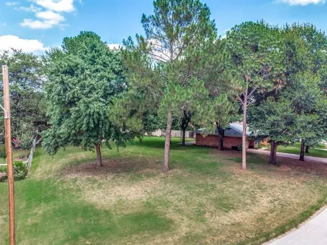 1544 Overlook Drive, Grapevine, TX 76051