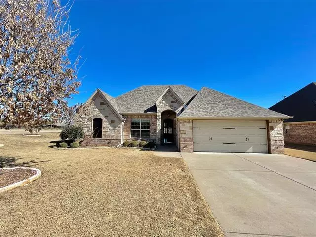 3236 Ferry Boat Lane, Granbury, TX 76049