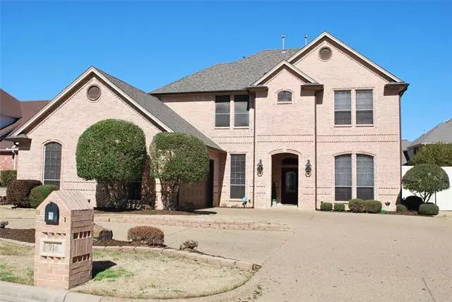 716 Morningside Drive, Mansfield, TX 76063