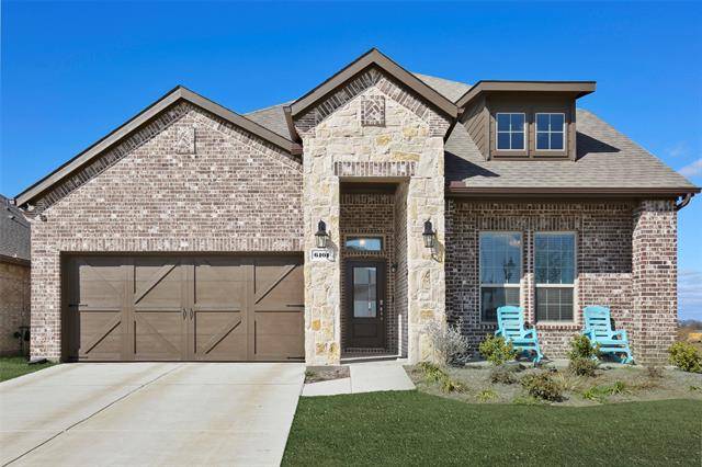 6101 Brunswick Drive, Aubrey, TX 76227