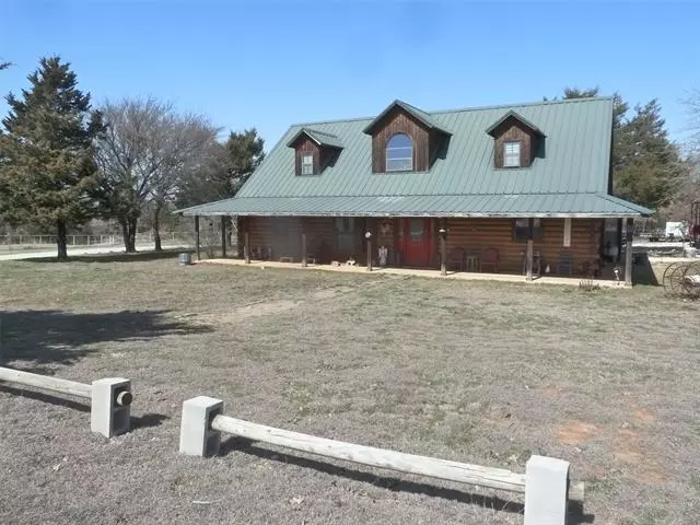 608 County Road 4460, Decatur, TX 76234