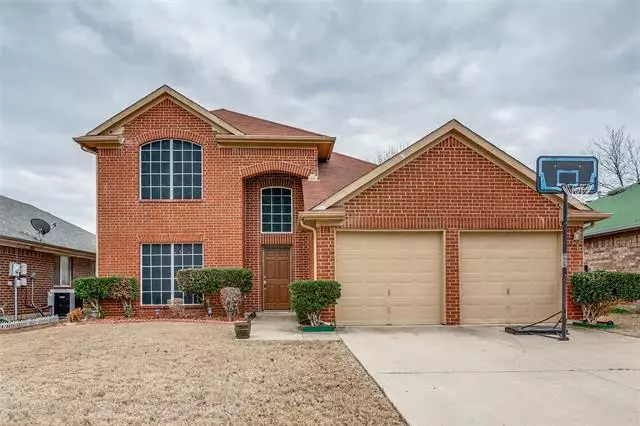 611 Wexford Drive, Grand Prairie, TX 75052