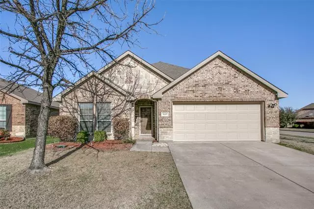 8649 Running River Lane, Fort Worth, TX 76131