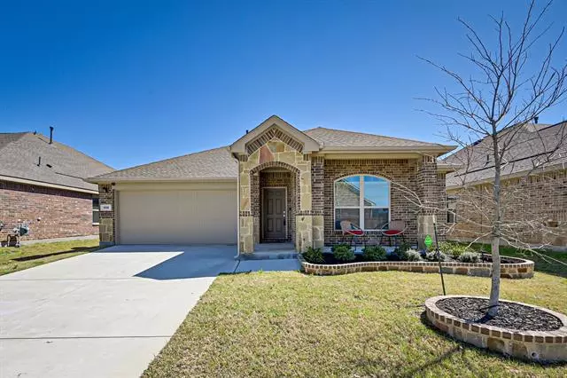 9115 Acre Meadows Lane, Arlington, TX 76002