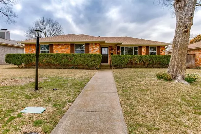 2529 Fenestra Drive, Dallas, TX 75228