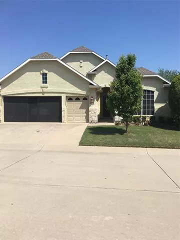 9508 Sandlewood Drive, Denton, TX 76207