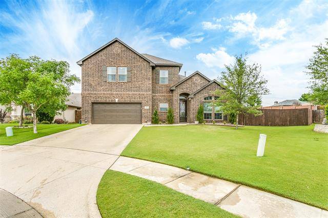 10904 Tour Trail, Benbrook, TX 76126