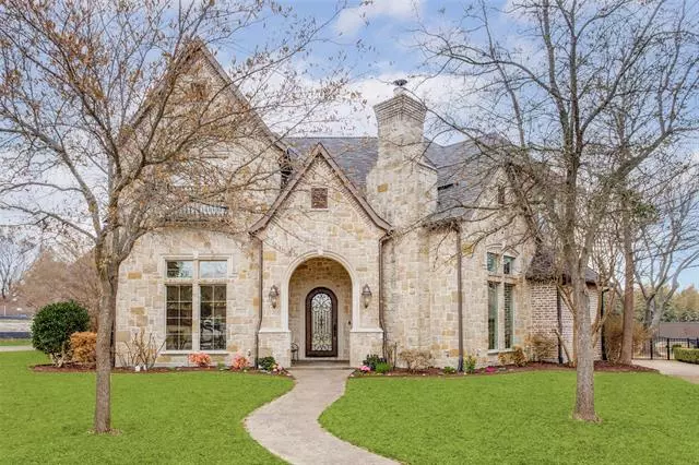 Dallas, TX 75252,17401 Oakington Court