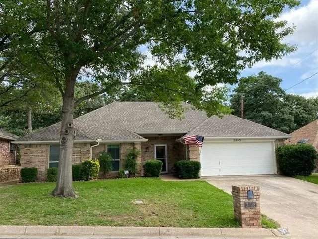 Arlington, TX 76001,3805 Sandybrook Drive