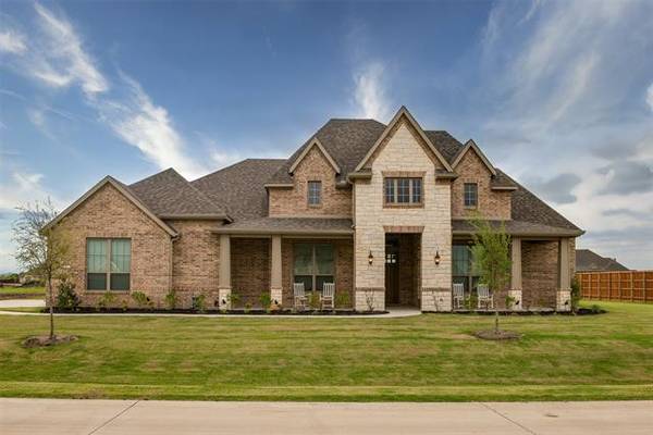 810 Poteet Circle, Waxahachie, TX 75165