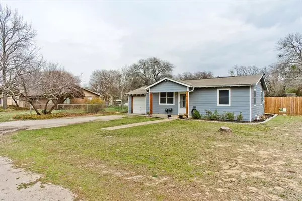 Azle, TX 76020,1012 Red Oak Street