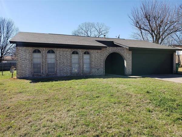 6505 Bernadine Drive, Watauga, TX 76148