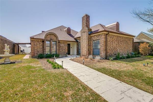 430 Country Side Lane, Richardson, TX 75081