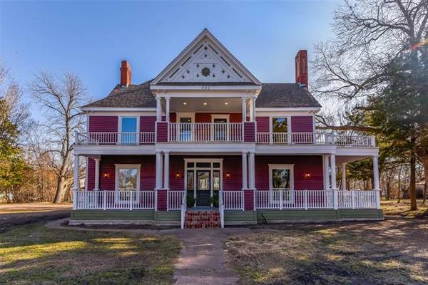 401 W Grand Street, Whitewright, TX 75491