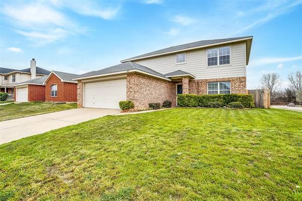 437 Heritage Drive, Crowley, TX 76036