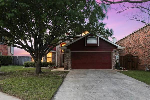 1429 Chinaberry Drive, Lewisville, TX 75077