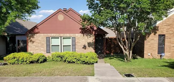 316 Teakwood Lane, Lewisville, TX 75067