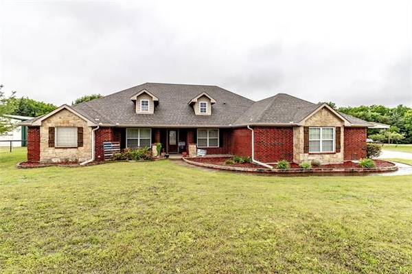 380 Pecan Court, Nevada, TX 75173